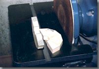 Segment glue 5.jpg (51374 bytes)